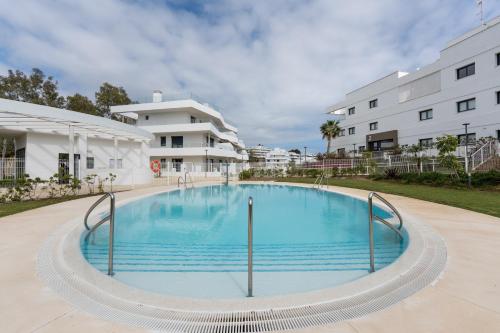 One 80 Suites