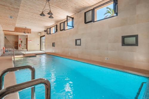 ทัศนียภาพภายนอกโรงแรม, โฮเทล เซเกลส์ (Hotel Segles) in กัมโปส