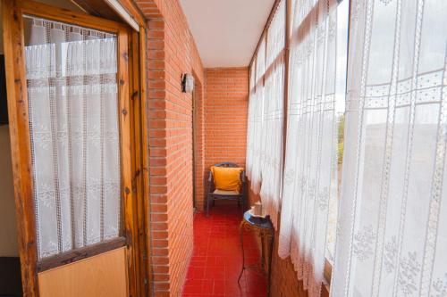 Viesnīcas āriene, El Arco de Villahoz in Villahoz