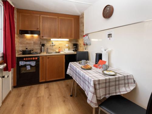 Apartment Chalet Spassvogel by Interhome 5