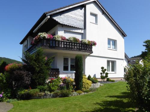 Ferienwohnung Waltraud, Brilon