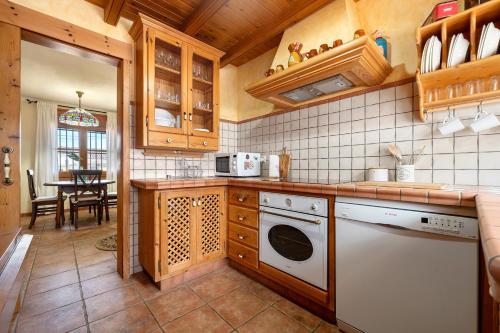 Konyha, la casita in Albinyana