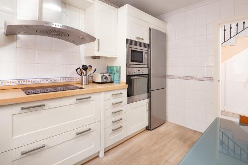 Villa Aljamar Burriana Beach Nerja - image 3