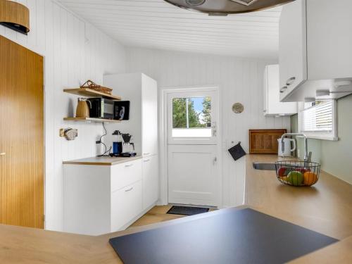 Kitchen, Holiday Home Silva - 3-9km from the sea by Interhome in Romo Kirkeby