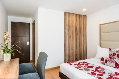 Hotel Hill House Usaquen Hotel Hill House Usaquén is perfectly located for both business and leisure guests in Bogota. The property features a wide range of facilities to make your stay a pleasant experience. To be found at 