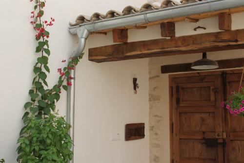 Casa Rural Ca Ferminet & Cabañas de montaña La Garriga