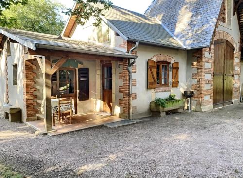Le Chalêt La Neverdiere gîte à louer Ygrande