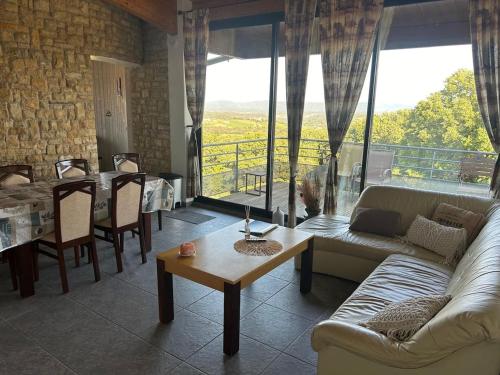 Retraire vue sur les Corbieres in Villarzel-du-Razes