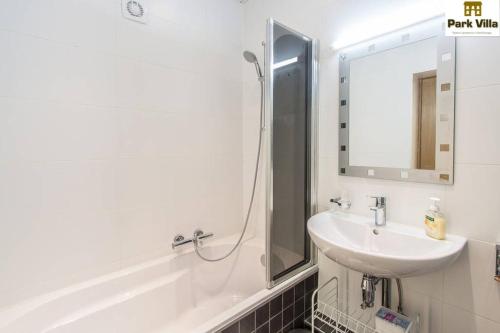 3 bedrooms, 3 beds