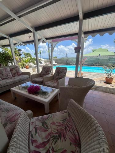 Villa Christopine Sainte Anne - 3 chambres /Sainte Anne- Villa piscine vue mer - Location, gîte - Sainte-Anne
