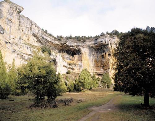 Viesnīcas āriene, El Fronton in Casarejos