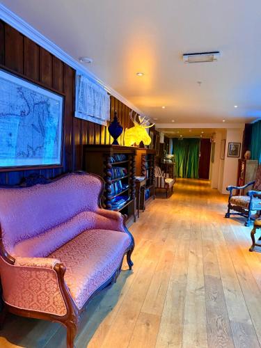 Місця відпочинку та розваги, Tørvis Hotell in Маріфйора
