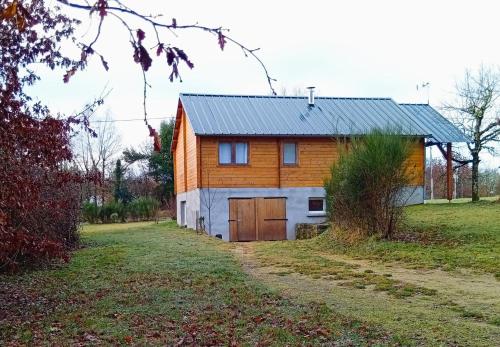 Viesnīcas āriene, Chalet in Clergoux