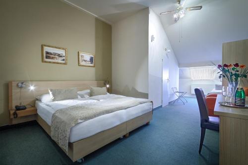 Hotel Taurus - image 5