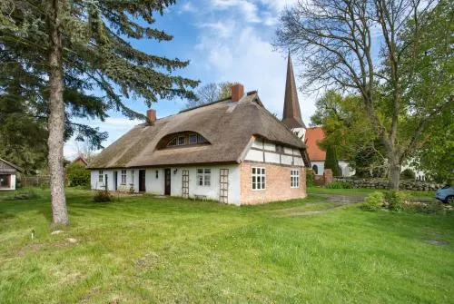 Pommernhuus an de Kark in Süderholz, Deutschland