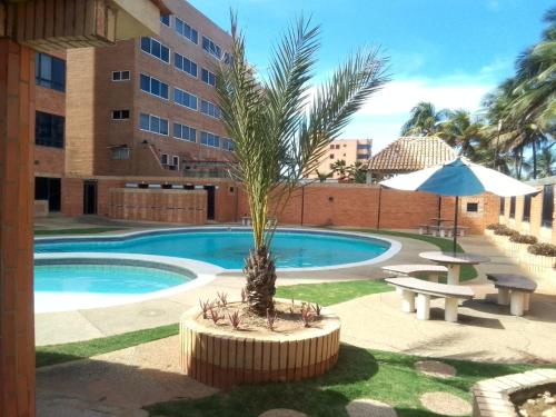 Swimming pool, Disfruta de una vista al mar en tucacas y has de tu estadia un momento magico in Tucacas