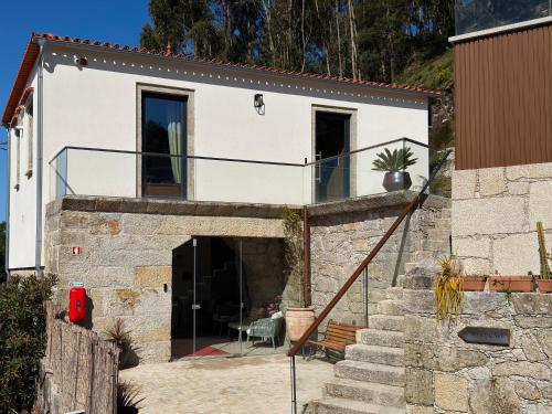 Granjas House in Vila Nova De Anha