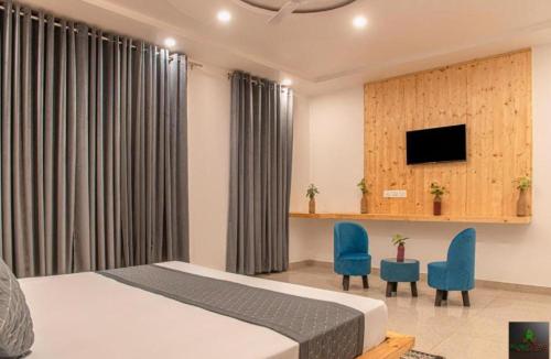 Himalayan Mist Retreat By Cloud Berry stays kasauli - image 2
