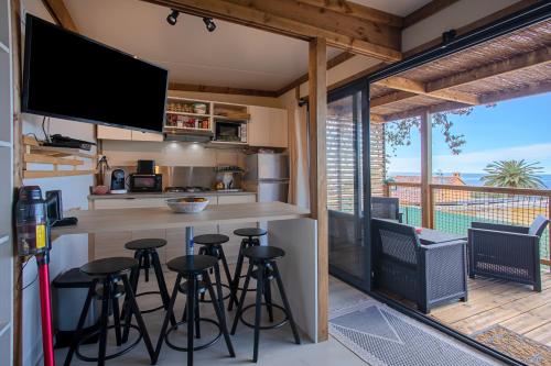 Exterior view, Lodge vue mer in Saint-Raphael