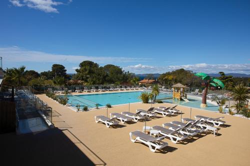 Exterior view, Lodge vue mer in Saint-Raphael