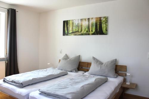 3 bedrooms, 3 beds