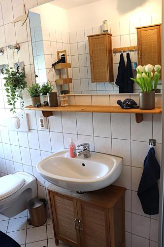 Vannas istaba, Sei hier Gast - FEWO 2 Ferienwohnung im Gesindehaus Warmsdorf, Zentral zwischen Aschersleben, Bernbu in Güsten (Saxony-Anhalt)