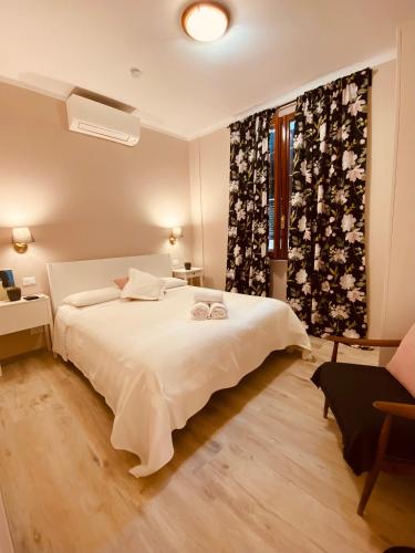 Superior One-Bedroom Apartment with Balcony