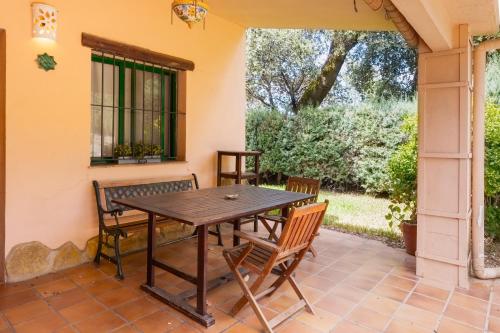 A szálláshely kívülről, Finca Encina - piscina compartida in Alajar
