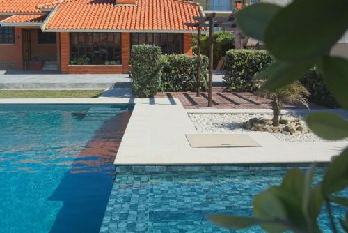Ola Guesthouse - Entire Villa – khách sạn tại Esmoriz