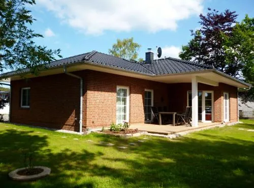 Ankerhaus mit Sauna und Kamin in Ostseebad Karlshagen, Deutschland