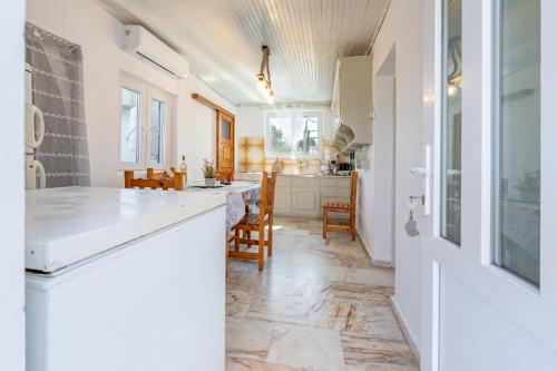 廚房, Cottage Ambelaki in 安提帕克索斯