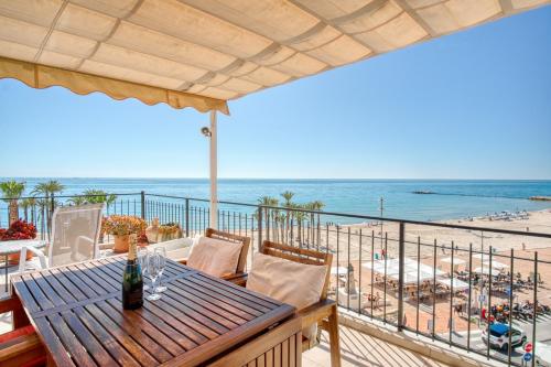 Casa amarilla del mar piso 3y4 4