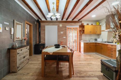 Casa rural con encanto-autentica tradición (Casa rural con encanto-autentica tradicion) in Cenizate