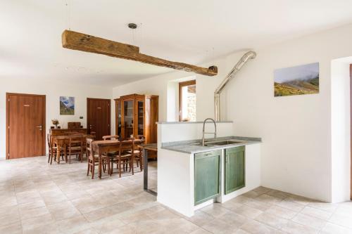 virtuve, La Margherita Country House in San Giorgio Scarampi