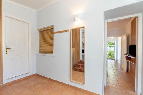 外觀, Antipaxos sunset house in 安提帕克索斯