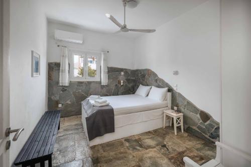 House Avlomonas gîte à louer Agios Sostis