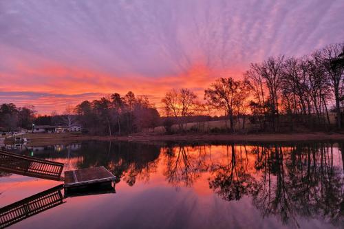 Chapin Home Near Boat Launch and Lake Murray! in Lake Murray Shores, USA