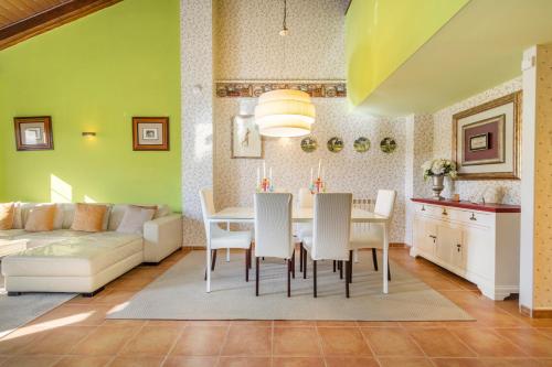 Zunanjost, Un duplex con encanto in Badaguas