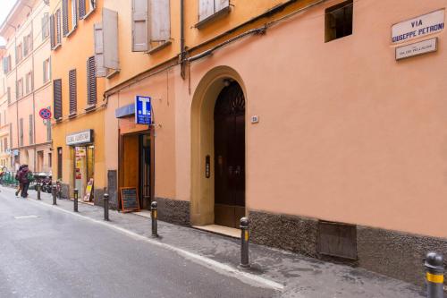 Petroni 38 by Studio Vita - image 6