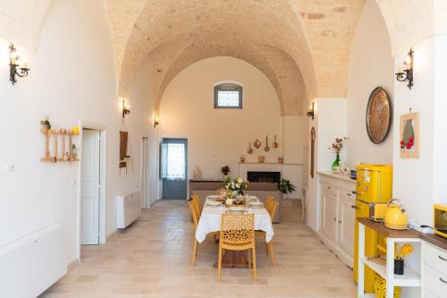 Exterior view, Masseria Pezza La Spina con Piscina in Zona Sisri