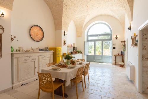 Exterior view, Masseria Pezza La Spina con Piscina in Zona Sisri