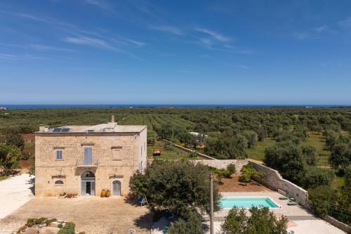 Exterior view, Masseria Pezza La Spina con Piscina in Zona Sisri