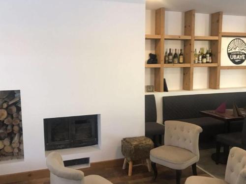 Chalet confortable animaux admis - 2 pers. - API-1-52-2372 in Molans Revela