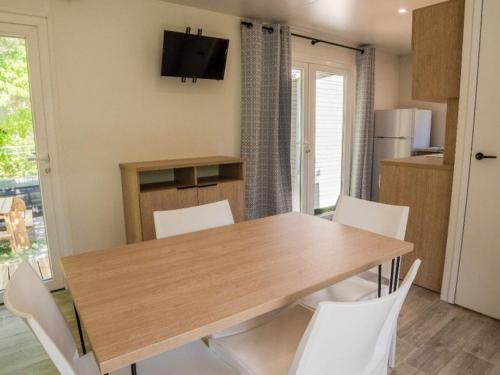 Mobil-home - Clim - 4 pers. - API-1-52-2469 in Molans Revela