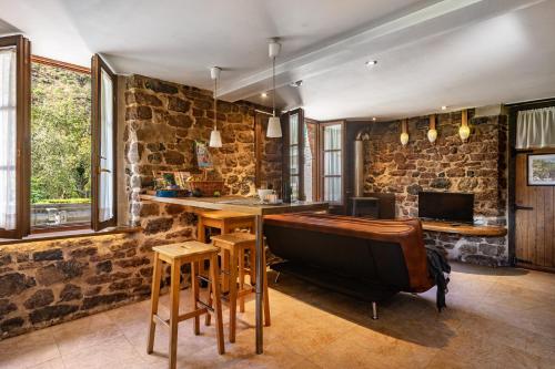 Hotelli välisilme, Aguas del Sella - jacuzzi in Precendi