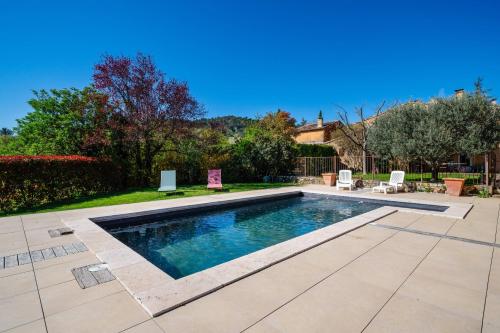 Gîte chaleureux au coeur du Luberon, avec piscine et sentiers de randonnée à proximité gîte à louer Jean-Jean