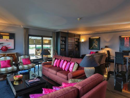 Dom Pedro Lisboa - main image