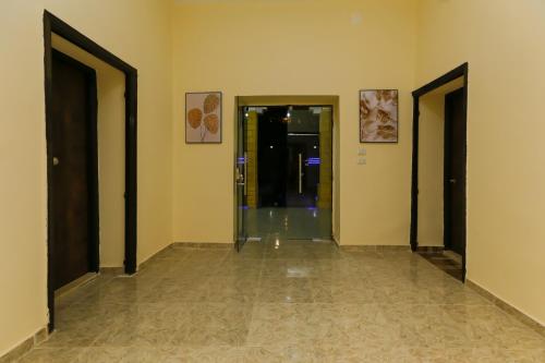 Pyramids Front Gate Hote - image 2