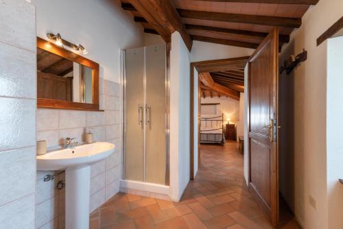 Villa Agriturismo Cuiano - Pierle - Tap to explore photos