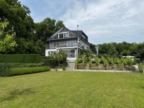 Fewo Müller mit See- und Bergblick in Friedrichshafen, Deutschland